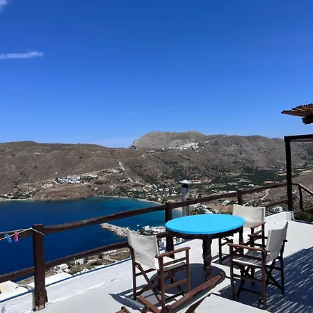 Pano Gitonia アパートホテル