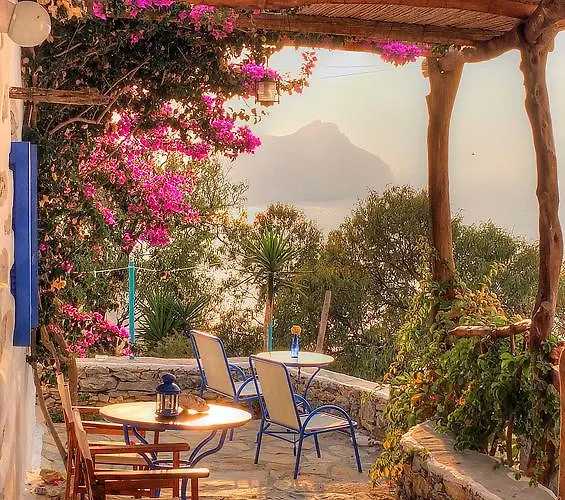 アパートホテル Pano Gitonia 3*