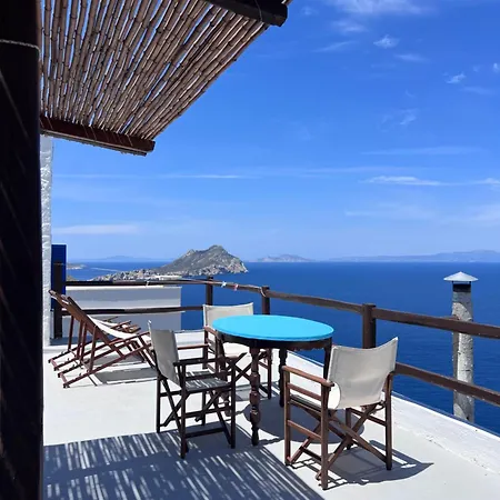 Pano Gitonia Apartahotel 3*